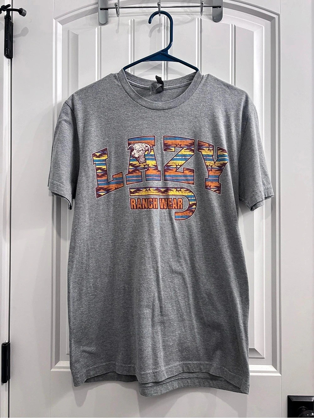 Next Level Apparel Graphic Short Sleeve Tee in Gray Size Medium